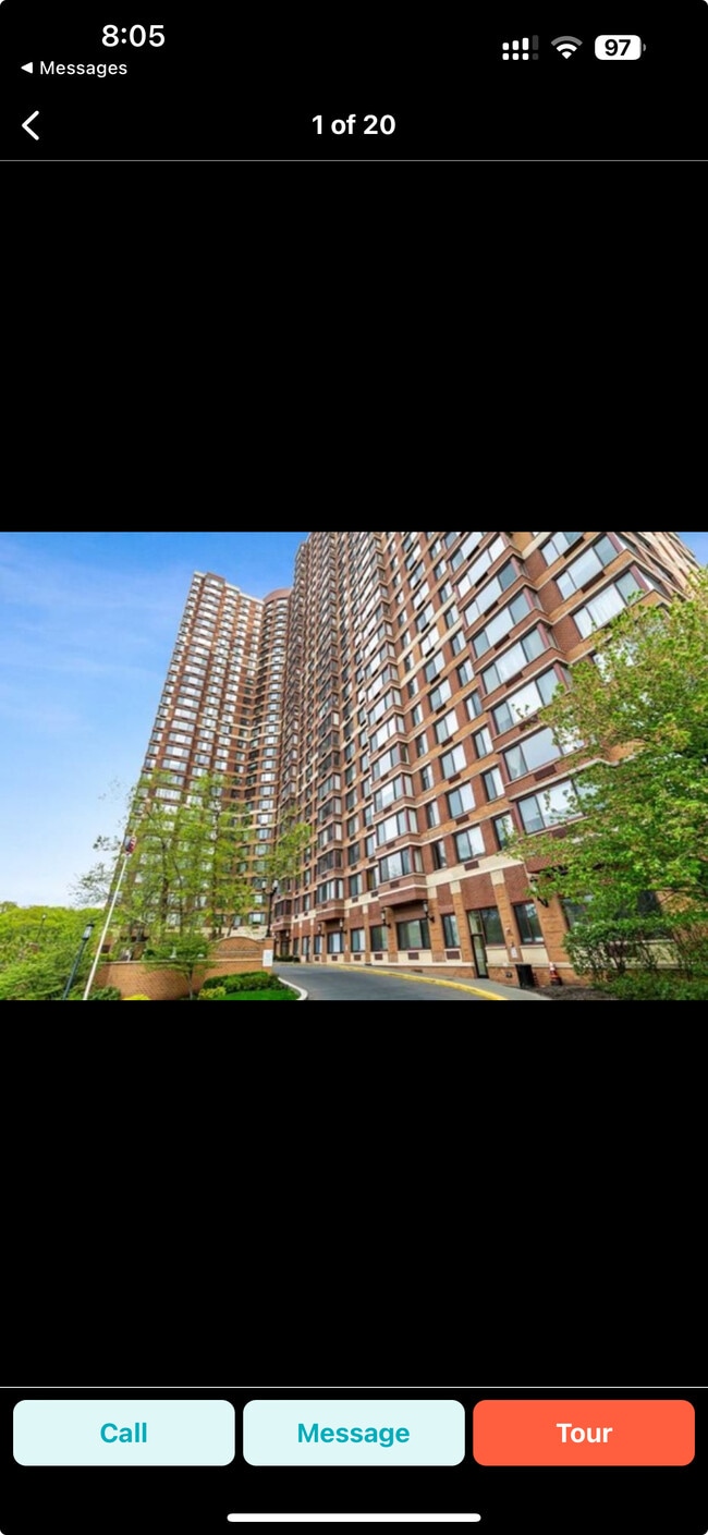 100 Old Palisade Rd, Unit #1916 in Fort Lee, NJ - Foto de edificio - Building Photo