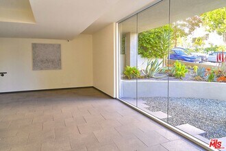 9005 Cynthia St in West Hollywood, CA - Building Photo - Building Photo