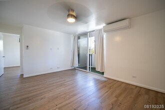 1402 Piikoi St in Honolulu, HI - Building Photo - Building Photo