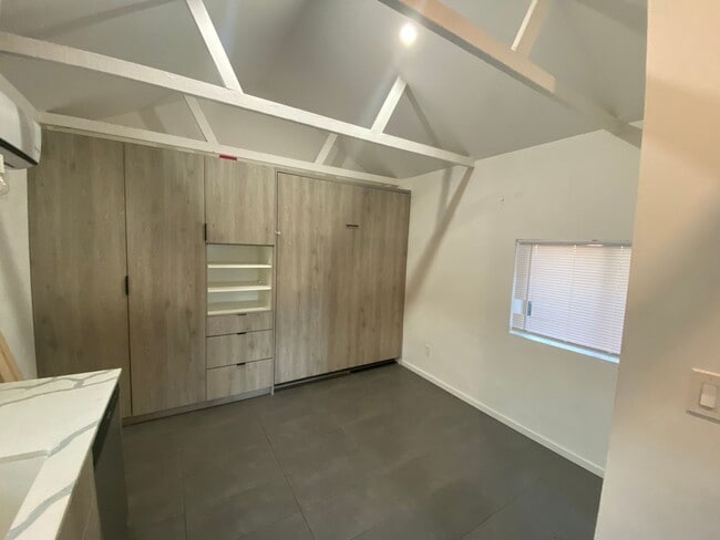 property at 528 W Culver St