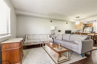 644 Eastbrooke Ln in Rochester, NY - Building Photo - Building Photo
