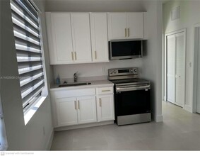 15635 SW 158th Terrace-Unit -156 in Miami, FL - Building Photo - Building Photo