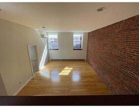 44 Saint Botolph St in Boston, MA - Building Photo - Building Photo