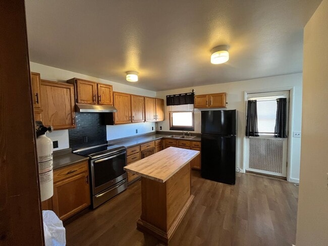 527 N Franklin St in Butte, MT - Building Photo - Building Photo