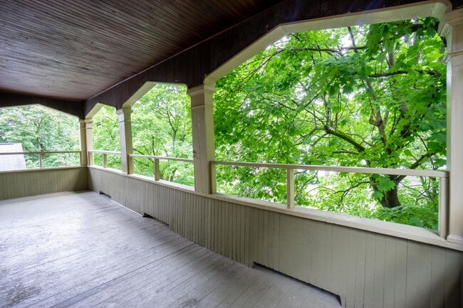 718 Euclid Ave in Syracuse, NY - Building Photo - Building Photo