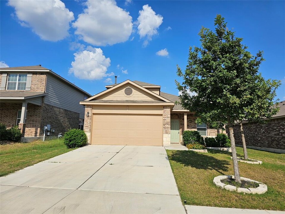 1708 Deodara Dr in Cedar Park, TX - Building Photo