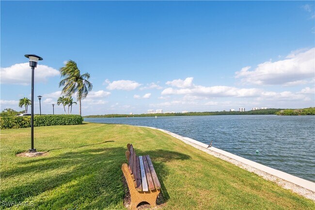 property at 17 Bluebill Ave