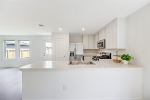 10824 Red Orchid Dr in Houston, TX - Building Photo