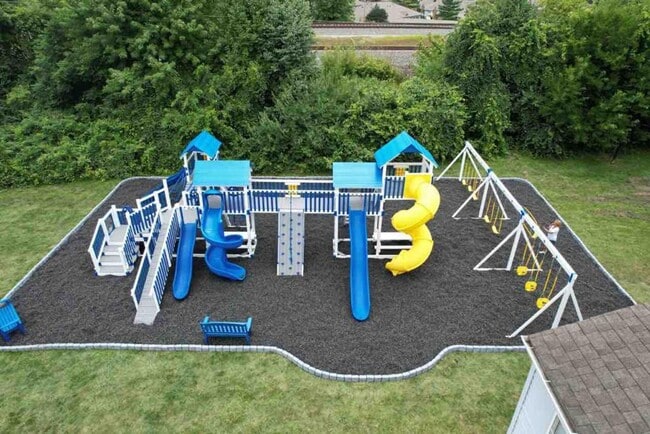 Stratford Chase Townhomes