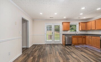 220 Windpher Ridge in Hampton, GA - Building Photo - Building Photo