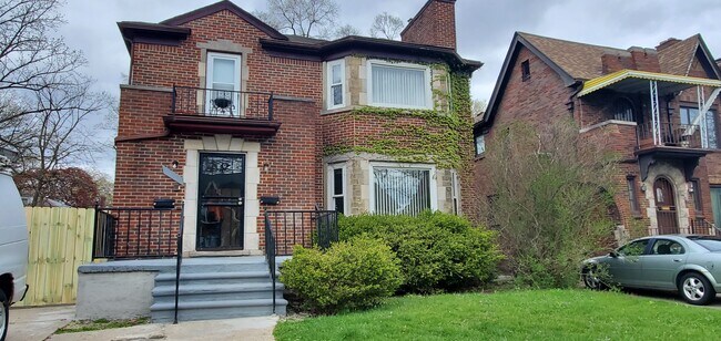 property at 17552 Roselawn St