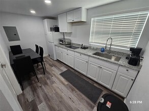 6903 N River Blvd in Tampa, FL - Building Photo - Building Photo