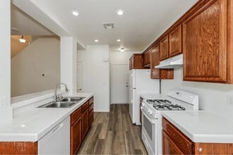 6734 Bravura Ct in Las Vegas, NV - Building Photo - Building Photo