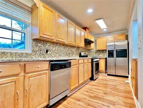 3064 Hermance Dr NE in Atlanta, GA - Building Photo - Building Photo