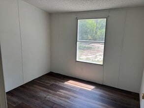 9410 Happy Trail in Tallahassee, FL - Building Photo - Building Photo