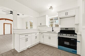 830 Ross St in La Marque, TX - Building Photo - Building Photo