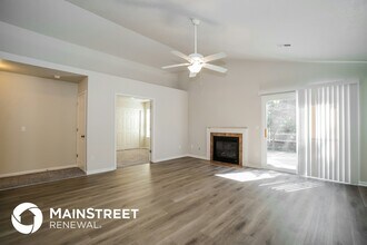 6817 Riding Trail Dr in Canal Winchester, OH - Building Photo - Building Photo