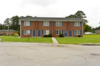 11-57 Edgefield Ln NW in Covington, GA - Foto de edificio - Building Photo