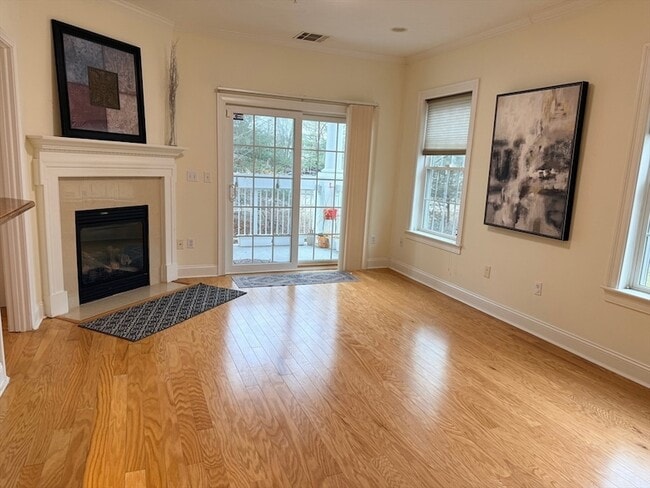 property at 2000 Davenport Ave