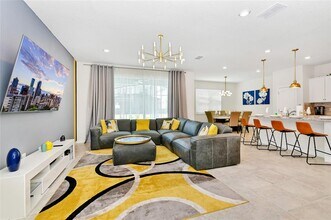 7212 Oakmoss Loop in Davenport, FL - Building Photo - Building Photo