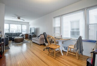 3834 N Hermitage Ave in Chicago, IL - Building Photo - Building Photo