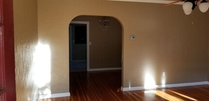 320 S School St in Lodi, CA - Building Photo - Building Photo