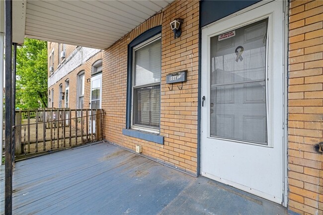 1115 1/2 Church Ave in Mckees Rocks, PA - Building Photo - Building Photo
