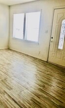 1306 Canal Farm Ln in Los Banos, CA - Building Photo - Building Photo