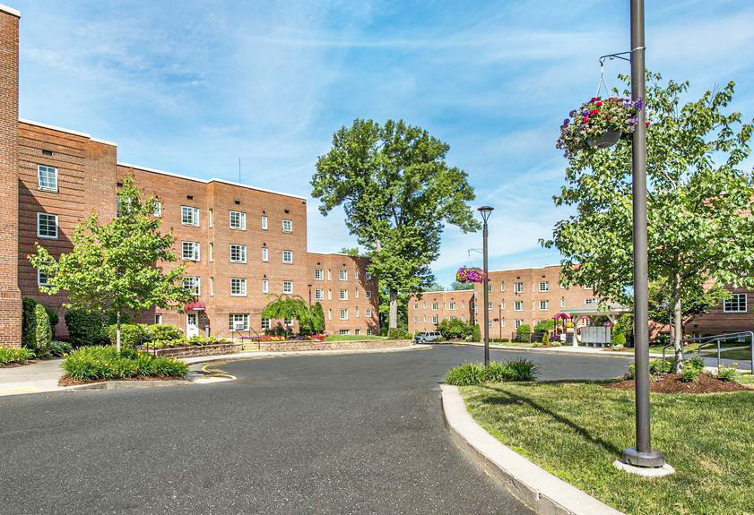 Forest Park Apartments in Springfield, MA - Foto de edificio