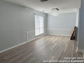 24607 Long Arrow in San Antonio, TX - Building Photo - Building Photo