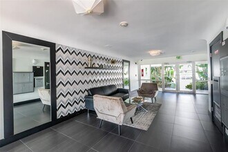 2881 NE 32nd St in Fort Lauderdale, FL - Building Photo - Building Photo