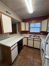 460 N Garrett St in Siloam Springs, AR - Building Photo - Building Photo