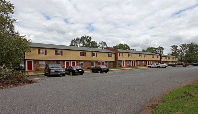 12 Johnston St in Belmont, NC - Building Photo - Building Photo