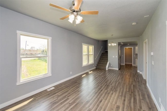 property at 916 6th St SW