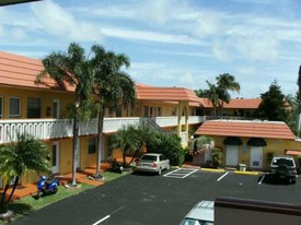 THE DANIA PLACE in Dania, FL - Building Photo
