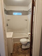 630 14th St SE, Unit Nelson Properties & Manag in Cleveland, TN - Foto de edificio - Building Photo