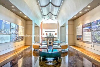 600 12th Ave S in Nashville, TN - Foto de edificio - Building Photo