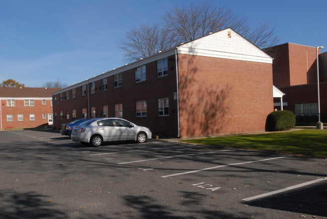 Westwood Gardens in Long Branch, NJ - Building Photo - Building Photo