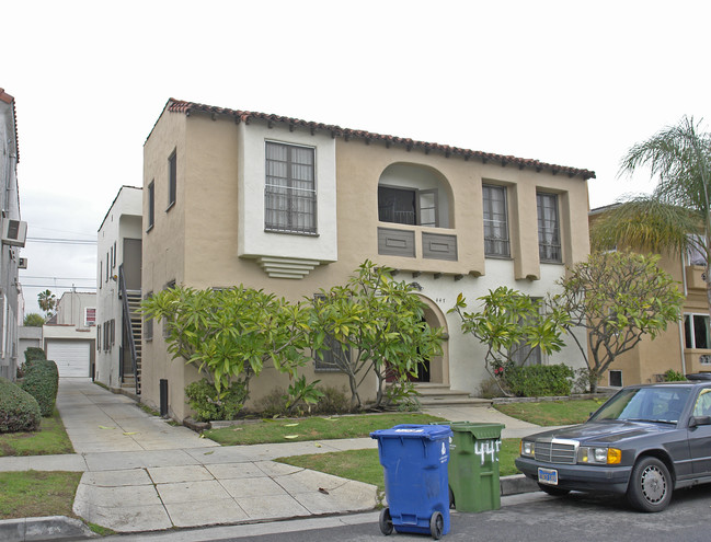 445 N Ogden Dr in Los Angeles, CA - Building Photo - Building Photo