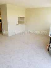 1820 Waiola St-Unit -APT 205 in Honolulu, HI - Building Photo - Building Photo