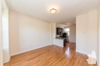 2956 N Racine Ave in Chicago, IL - Building Photo - Building Photo