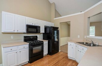 1335 Heatherton Rd in Dacula, GA - Building Photo - Building Photo