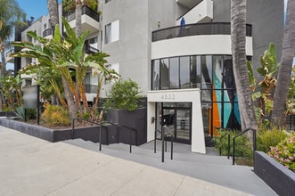 4532 Murietta Ave in Sherman Oaks, CA - Building Photo - Building Photo
