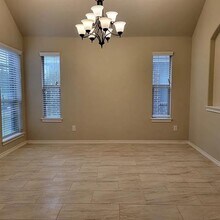 4224 Old Timber Ln in Crowley, TX - Building Photo - Building Photo