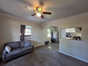 10209 Palestine St in Houston, TX - Building Photo - Building Photo