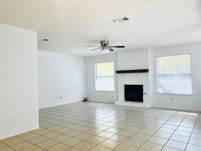 8905 Curlew Dr in Austin, TX - Building Photo - Building Photo