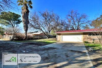 8807 Deschutes Rd in Palo Cedro, CA - Building Photo - Building Photo