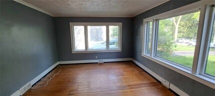 30 Hollywood Ave in Rochester, NY - Building Photo - Building Photo