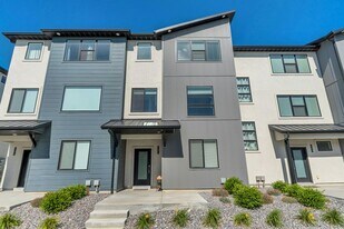 501 S 1080 W in American Fork, UT - Building Photo