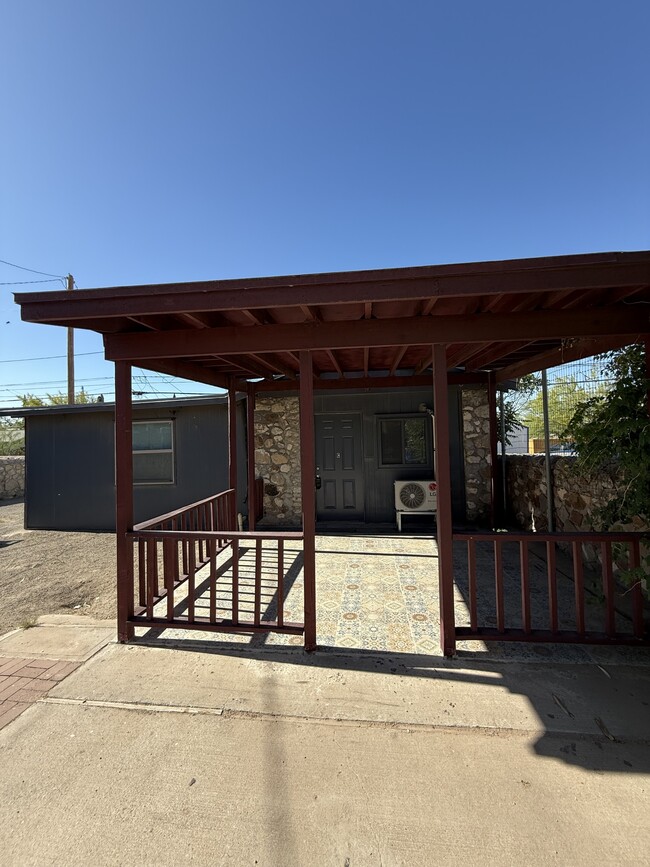 4410 Trowbridge Dr in El Paso, TX - Building Photo - Building Photo